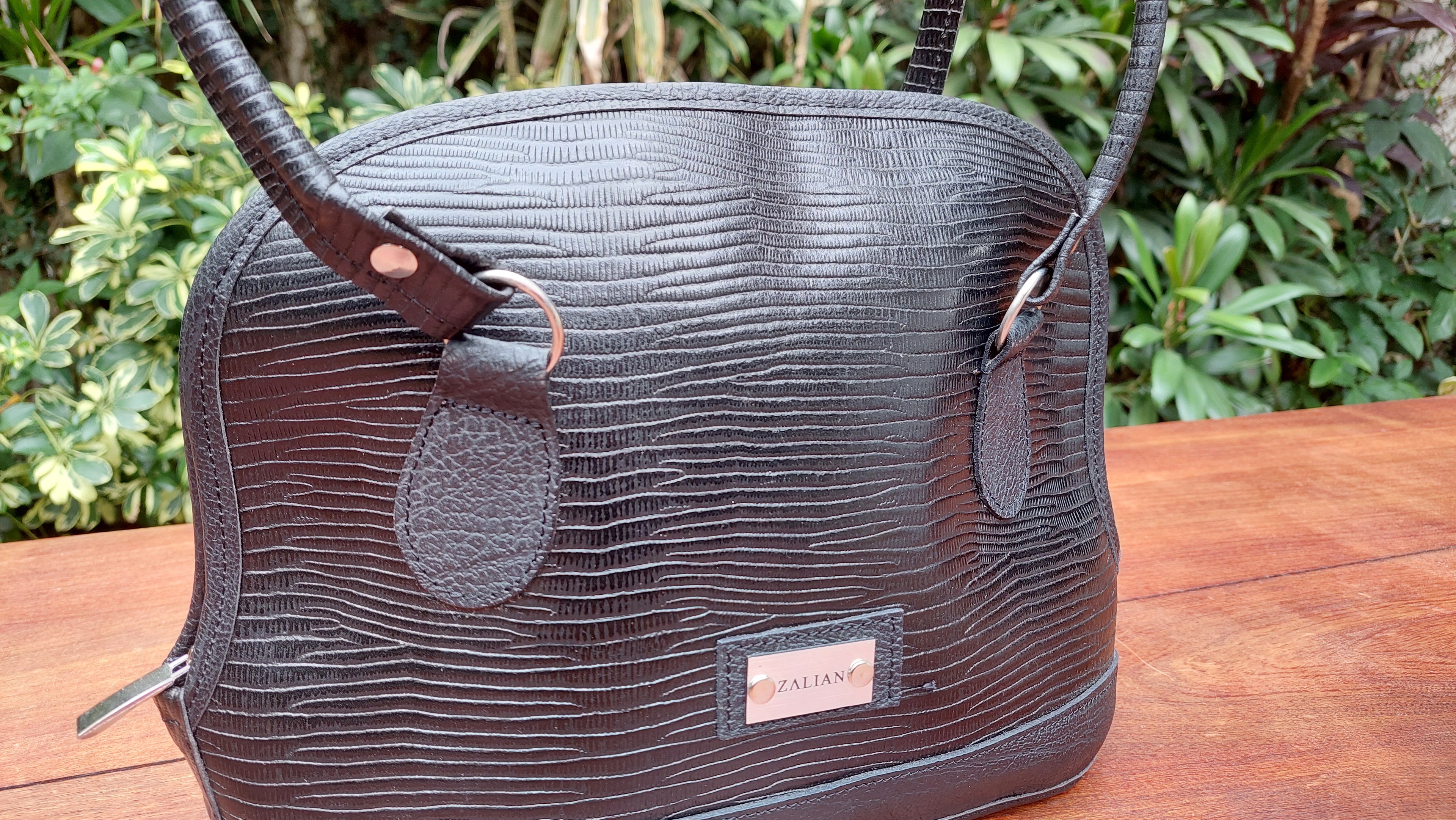 Cartera de Cuero Vacuno Mestia - Negro