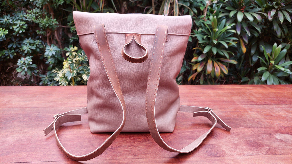 Mochila Blanda de Cuero Vacuno Delta