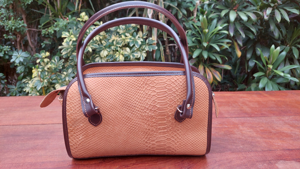 Cartera de Cuero Vacuno Alazani - Grabado Reptil