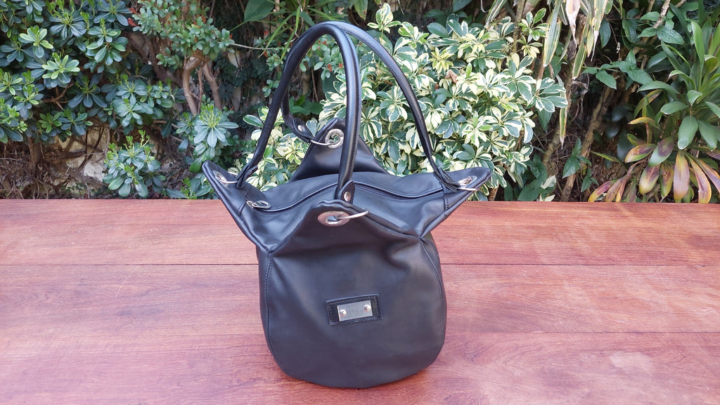 Cartera de Cuero Vacuno Orbe - Negro
