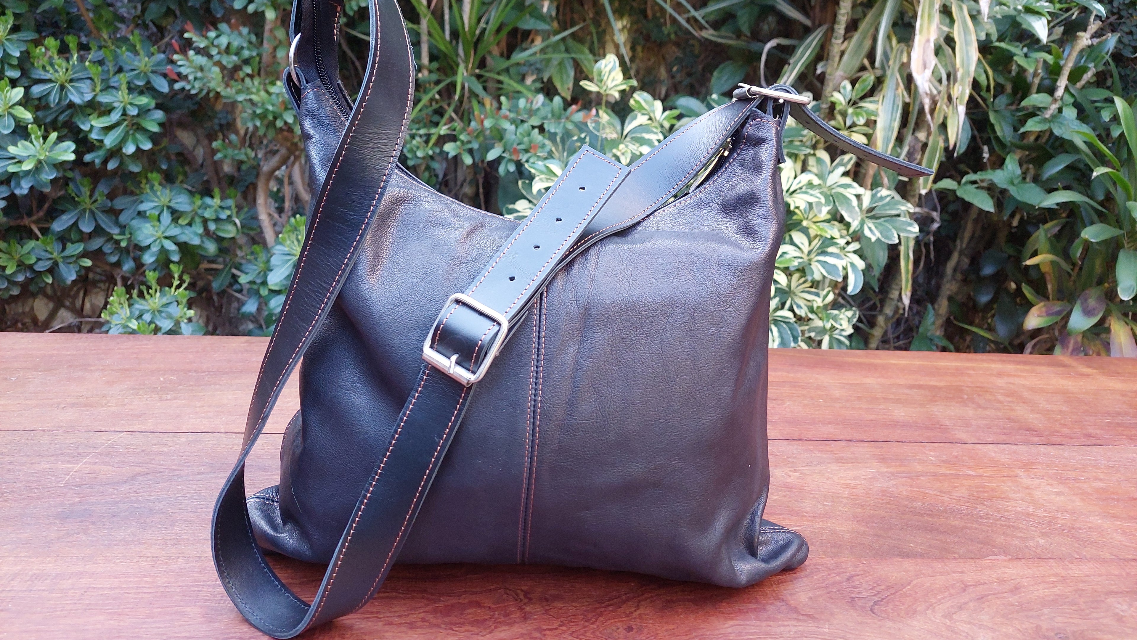 Cartera de Cuero Vacuno Tafí - Negro