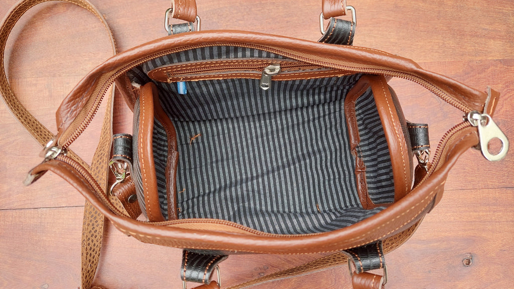 Mochila de Cuero Vacuno Mirabeli - Negro