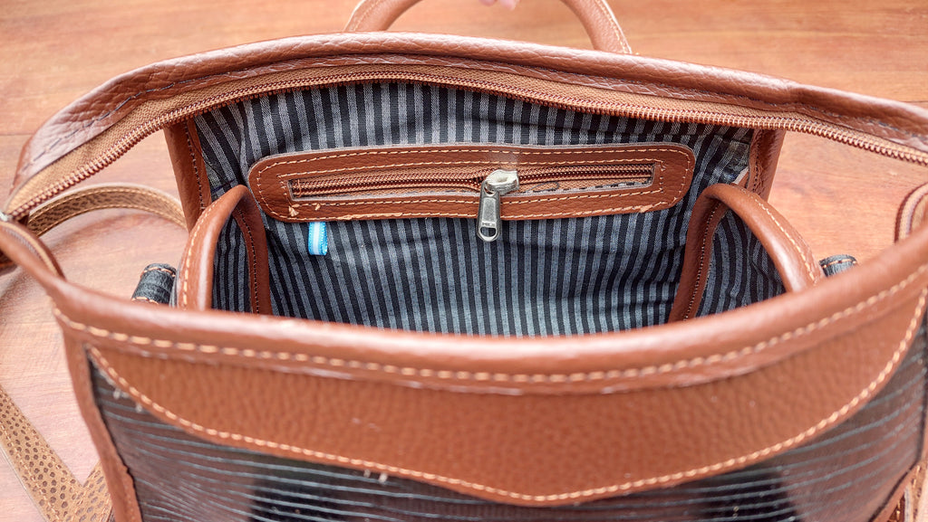 Mochila de Cuero Vacuno Mirabeli - Negro