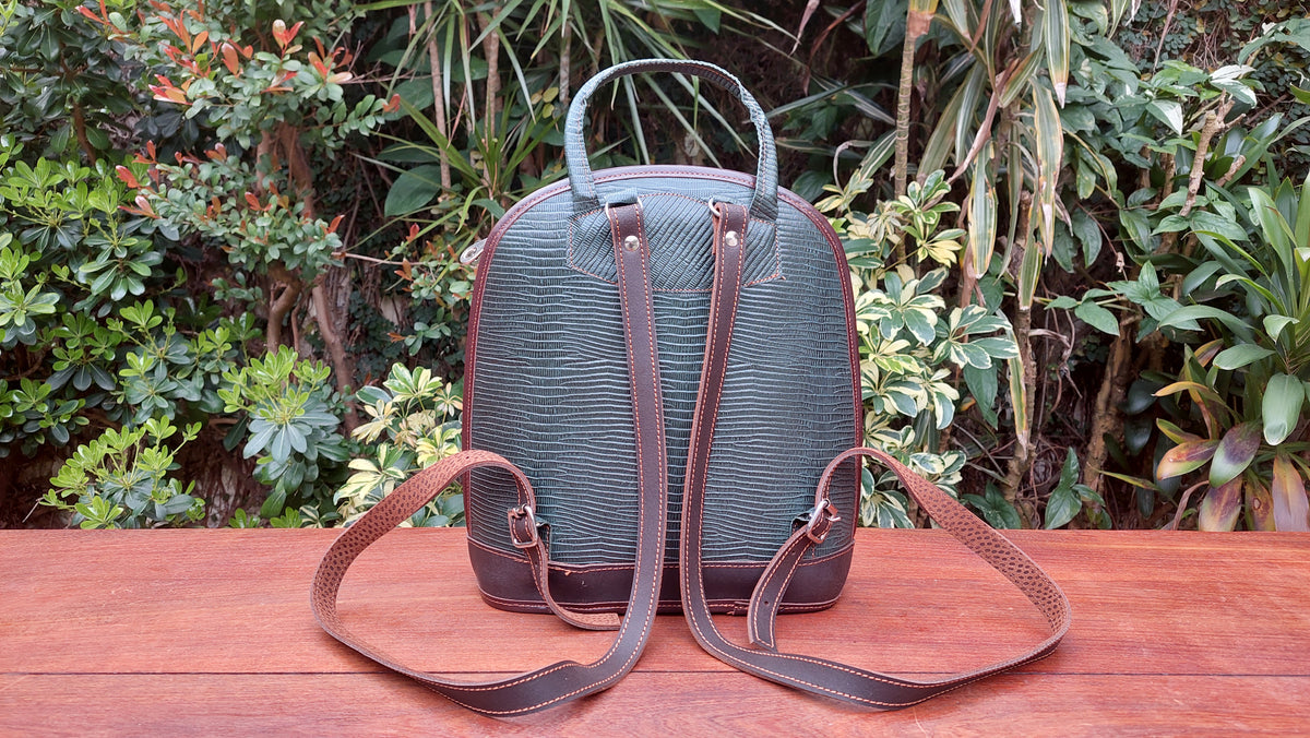 Mochila de Cuero Vacuno Caldén - Verde