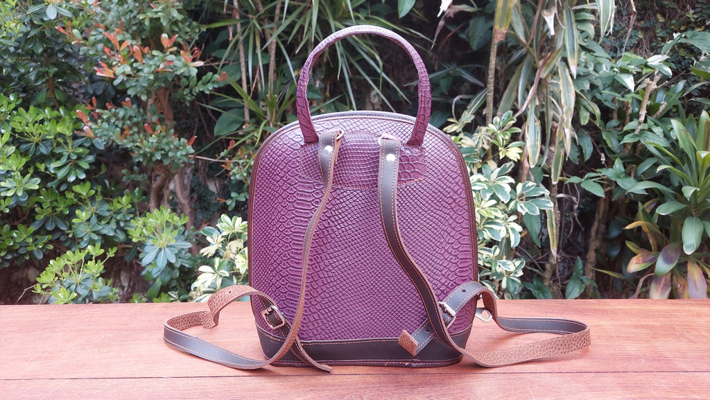 Mochila de Cuero Vacuno Caldén - Uva