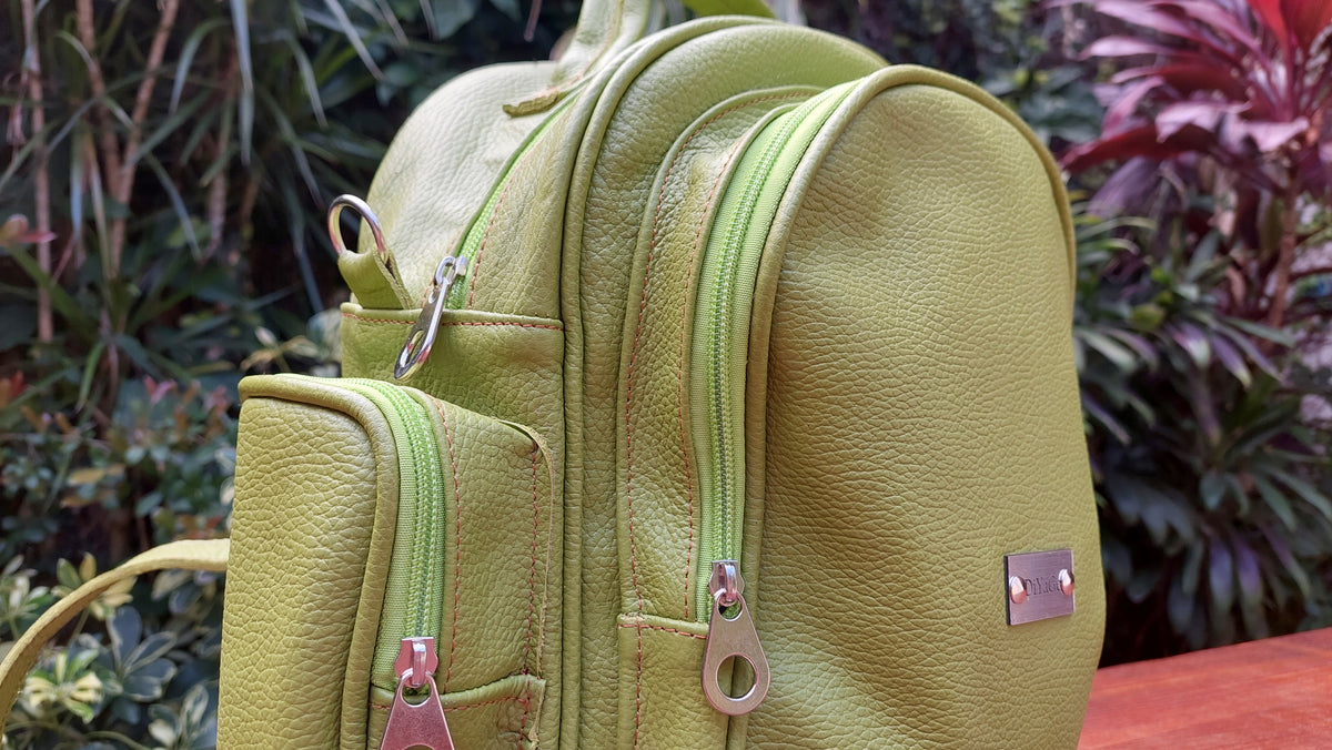 Mochila de Cuero Vacuno Monserrat - Verde Manzana