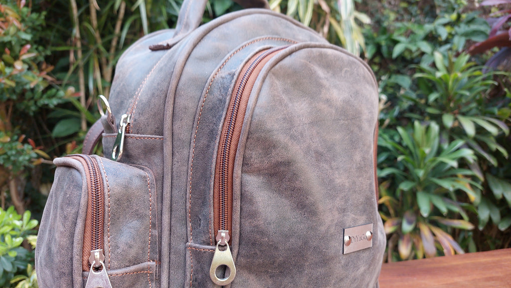 Mochila de Cuero Vacuno Monserrat - Africano