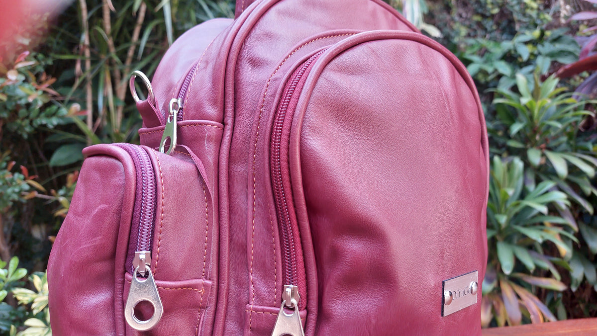 Mochila de Cuero Vacuno Monserrat - Bordó