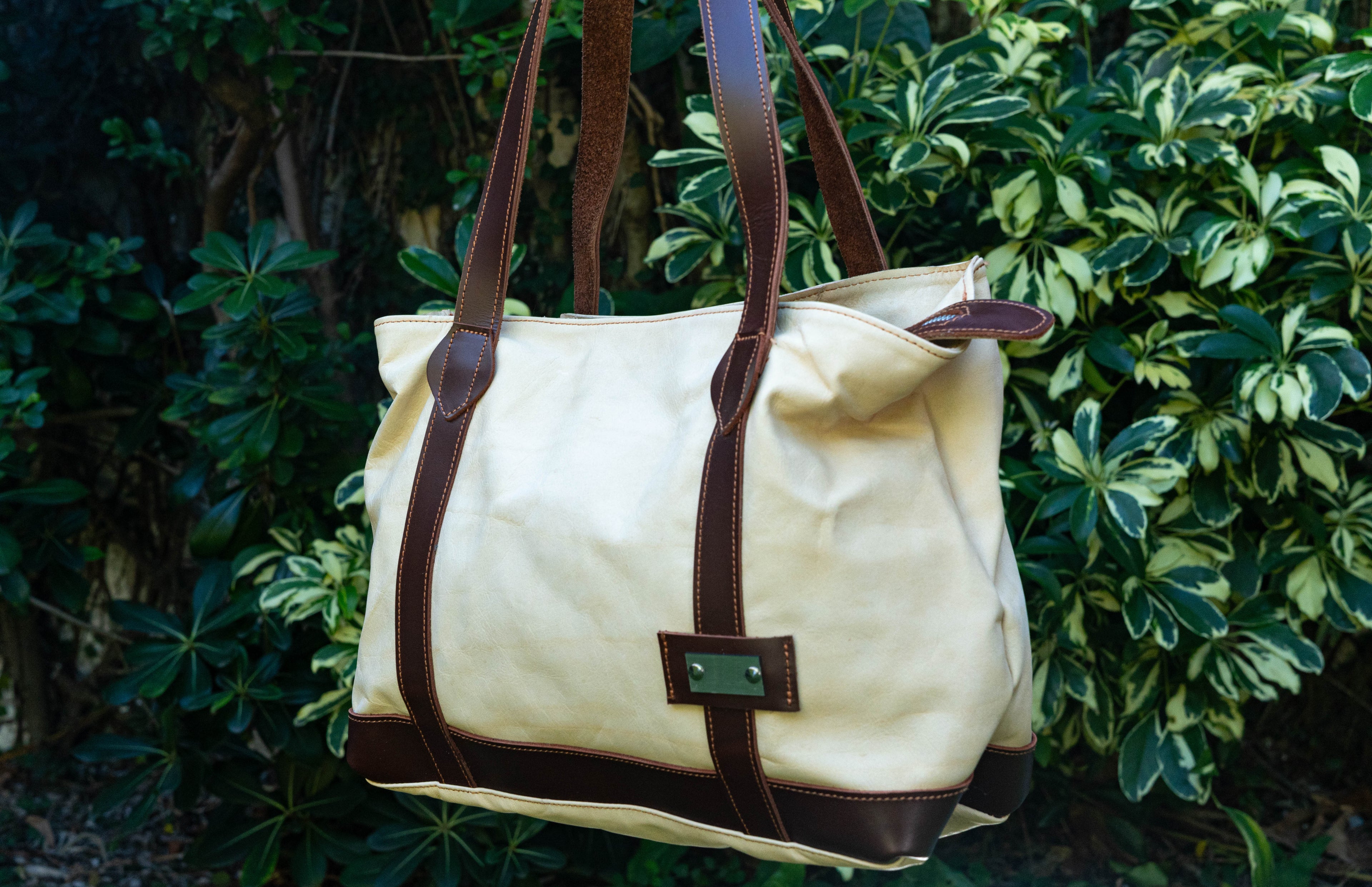 Cartera de Cuero Vacuno Madryn - Arena